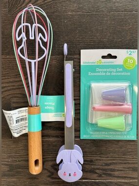 Pastel Silicone Whisk & Bunny Tongs with Decorating Tips